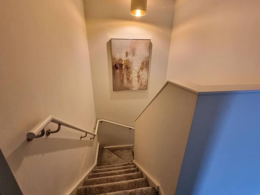 Stunning 4-Bedroom Townhouse With Free Parking Manchester Exterior foto